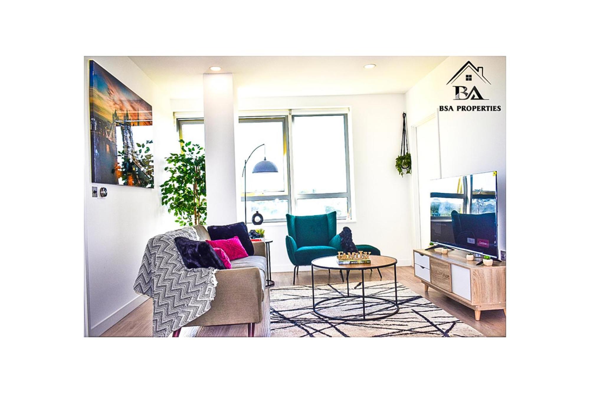 City Centre Apartment Close To Ascot & Legoland Sleep Upto 4 Guests - Parking On Request! 브랙넬 외부 사진