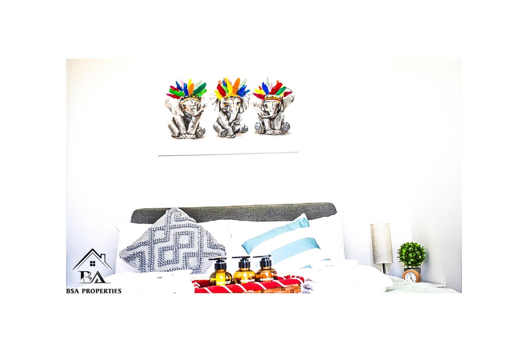 City Centre Apartment Close To Ascot & Legoland Sleep Upto 4 Guests - Parking On Request! 브랙넬 외부 사진